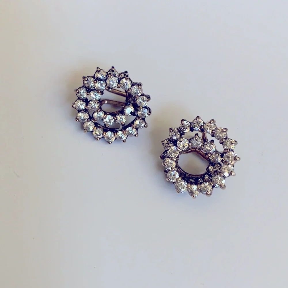 Vintage silver and Crystal beautiful earings